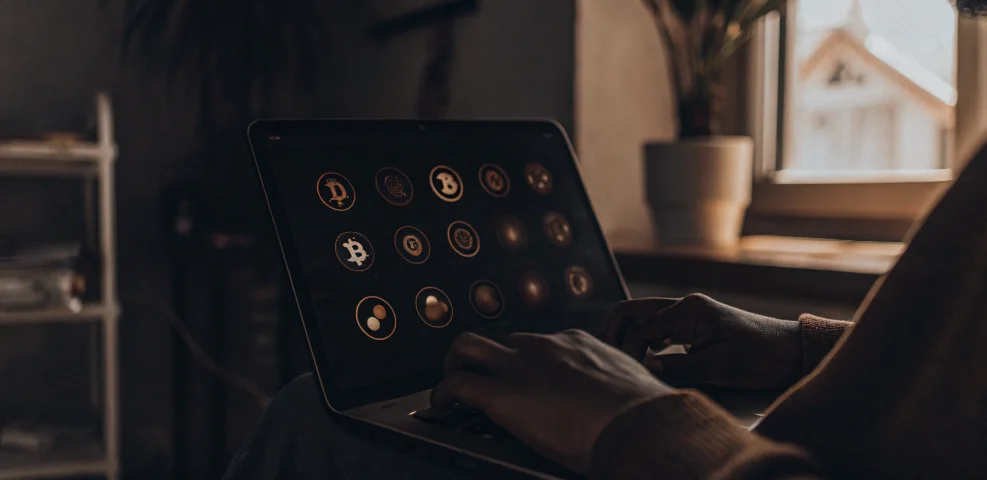 A person making a payment with cryptocurrency on a casino website.