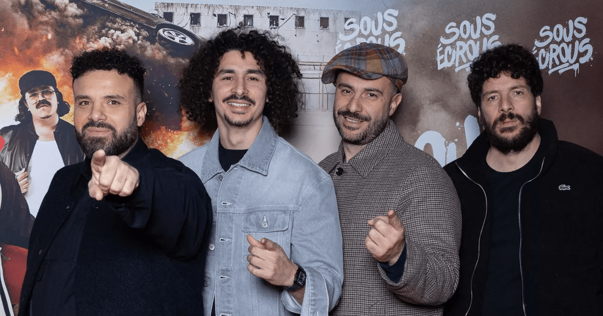 Les frères Bougheraba réunis, incarnant une fratrie centrale du renouveau de la comédie française.